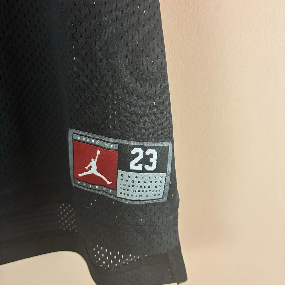 Jordan Brand Michael Jordan 23 Chicago Bulls Jersey Youth XL Age 13-15